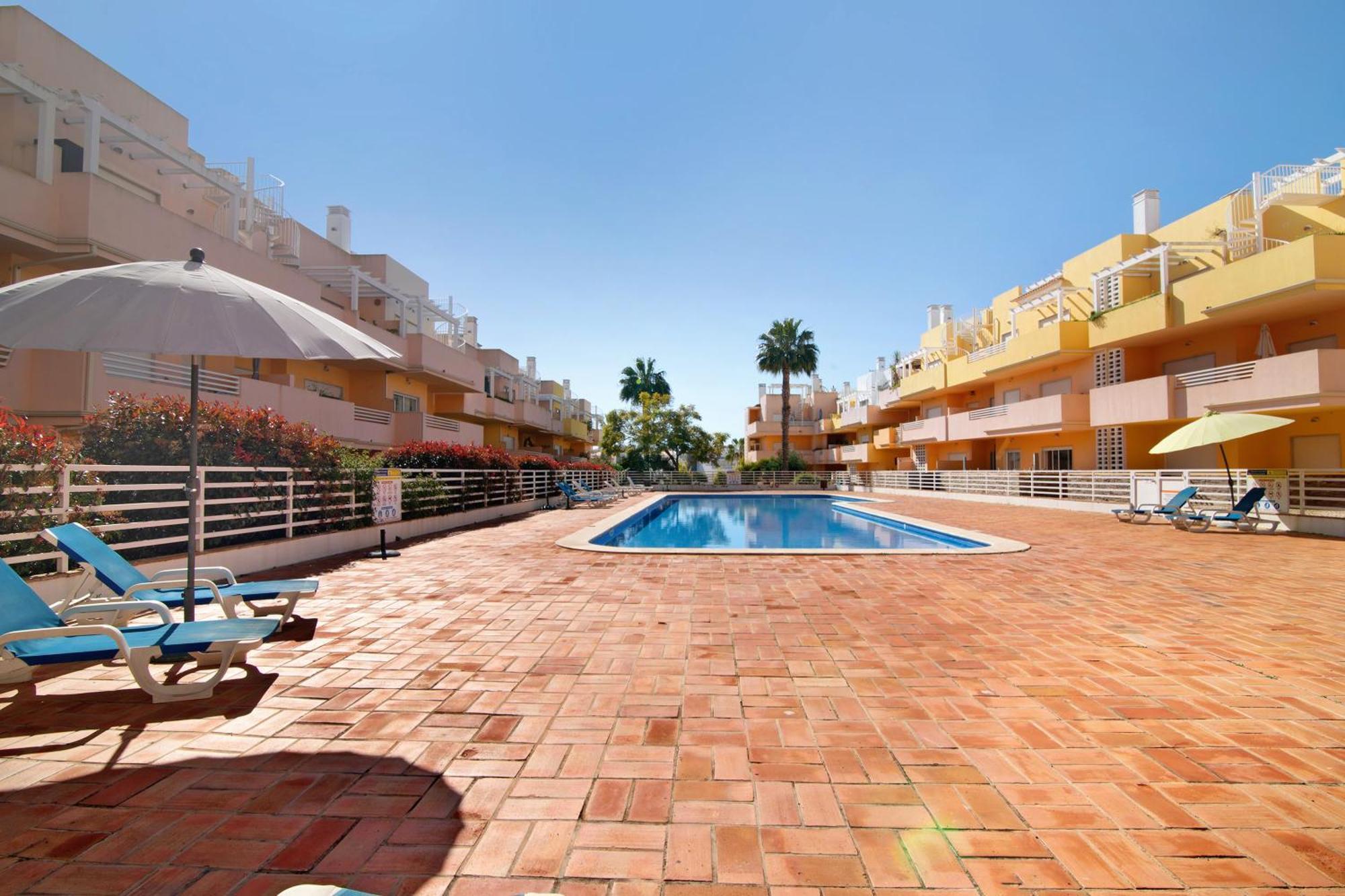 Apartamento Royal Cabanas Golf Conceicao  Ngoại thất bức ảnh